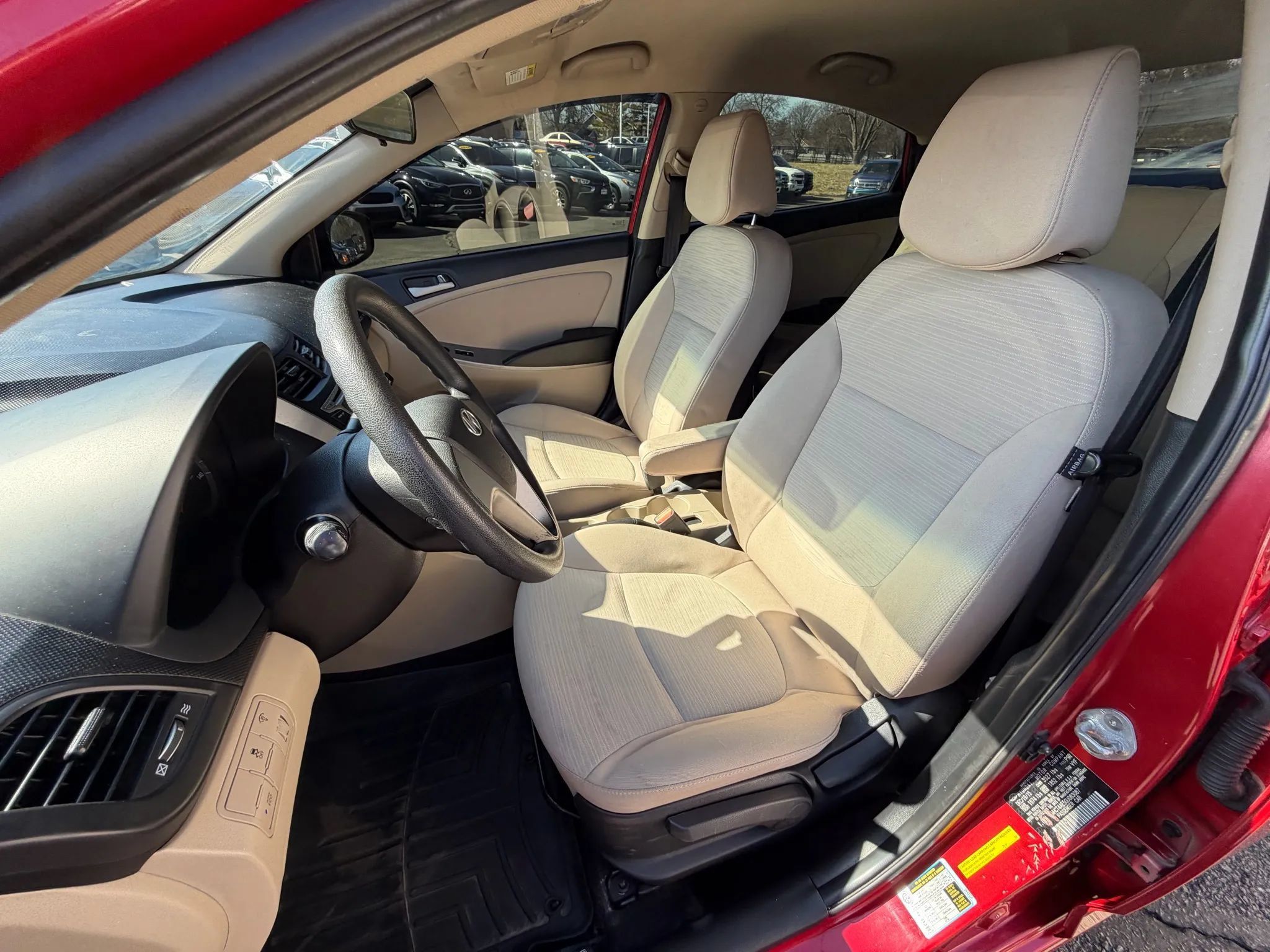 Used 2016 Hyundai Accent SE FWD image 20