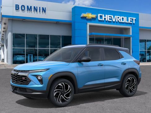 New 2026 Chevrolet TrailBlazer RS w/ Driver Confidence Package FWD image 3