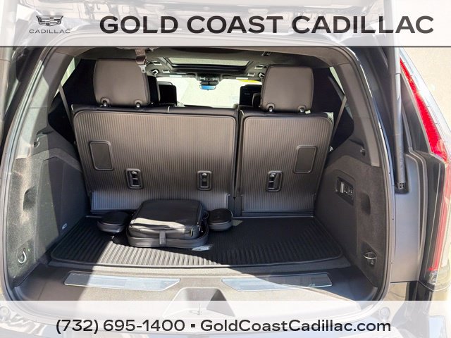 Certified 2024 Cadillac Escalade V w/ LPO, ONYX Package AWD/4WD image 15