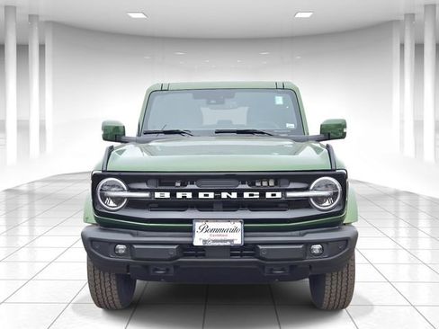 Used 2025 Ford Bronco Outer Banks image 5