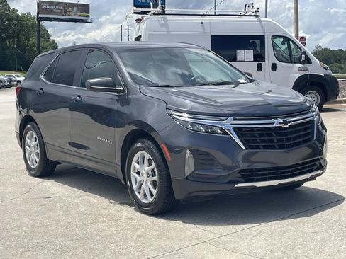 Used 2023 Chevrolet Equinox LT FWD image 5