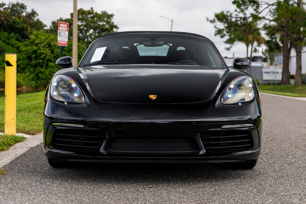 Used 2025 Porsche 718 Boxster RWD image 14