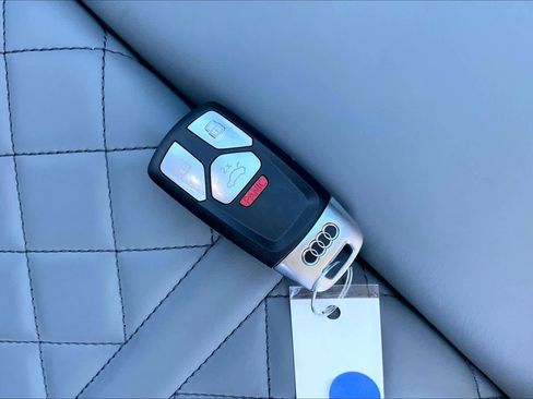 Used 2023 Audi S4 Prestige image 15