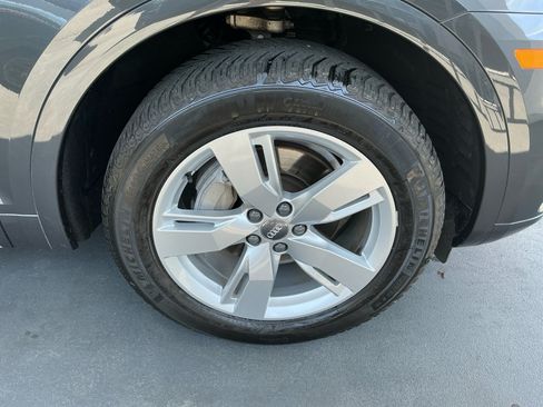 Used 2018 Audi Q5 2.0T Premium AWD/4WD image 31