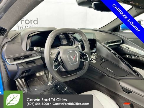 Used 2024 Chevrolet Corvette Stingray Coupe w/ Chrome Exterior Badge Package RWD image 3