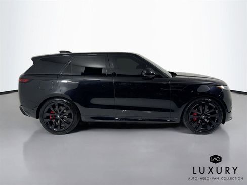 Used 2024 Land Rover Range Rover Sport Dynamic SE AWD/4WD image 5