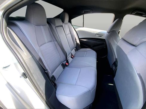 Used 2024 Toyota Corolla SE FWD image 19