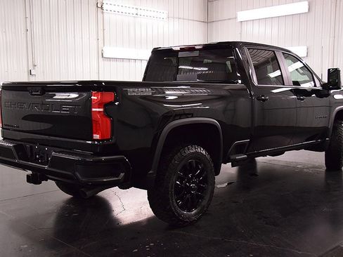 New 2026 Chevrolet Silverado 2500 LT image 8