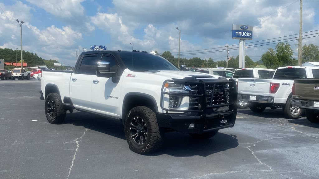 Used 2020 Chevrolet Silverado 2500 LTZ w/ LTZ Premium Package AWD/4WD image 3
