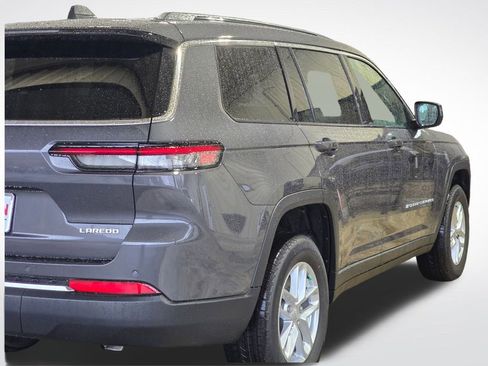 New 2025 Jeep Grand Cherokee L Laredo image 42