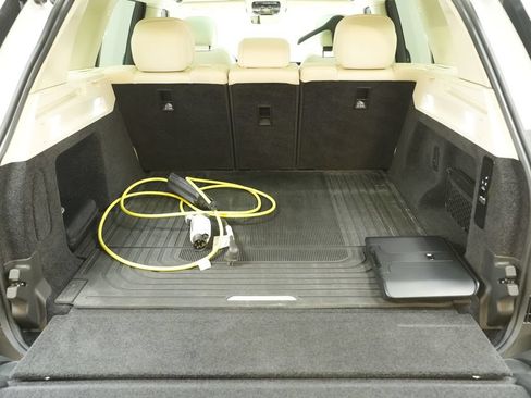 Used 2023 Land Rover Range Rover SE AWD/4WD image 32
