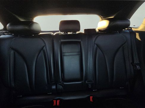 Used 2019 Lincoln MKC Select w/ Select Plus Package image 15