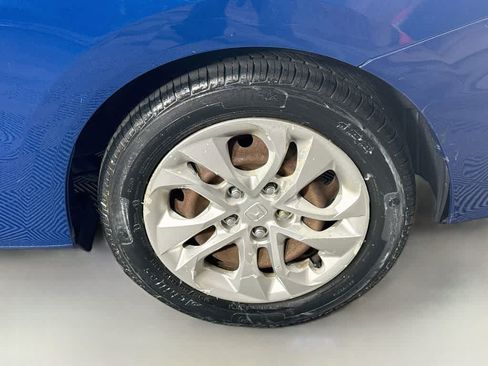Used 2015 Honda Civic LX image 28