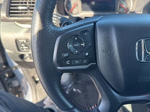 Used 2022 Honda Pilot TrailSport image 20