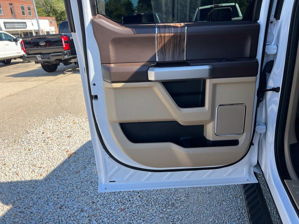 Used 2020 Ford F150 Lariat AWD/4WD image 14