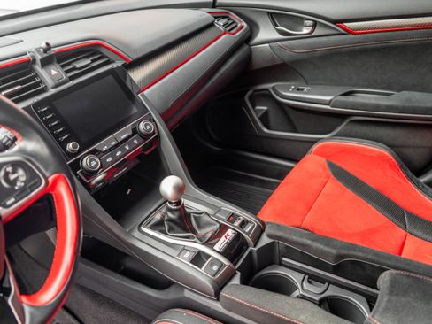 Used 2019 Honda Civic Type R image 15