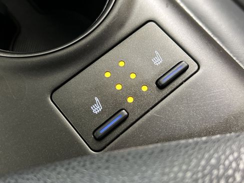 Used 2023 Toyota Camry XSE image 33