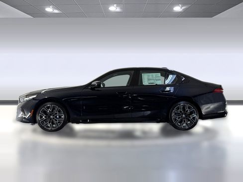 New 2026 BMW 530i w/ M Sport Package RWD image 2