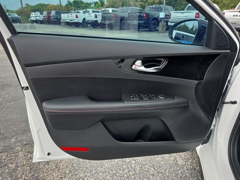 Used 2023 Kia Forte GT FWD image 13