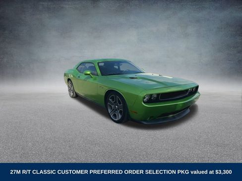 Used 2011 Dodge Challenger R/T image 2