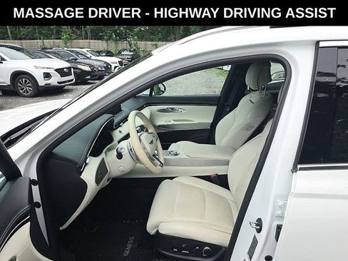 Used 2025 Genesis Electrified GV70 w/ Prestige Package AWD/4WD image 5
