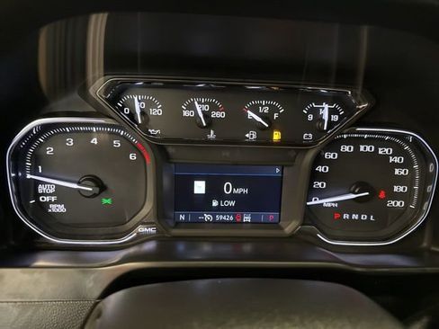 Used 2019 GMC Sierra 1500 SLT w/ SLT Convenience Package AWD/4WD image 13