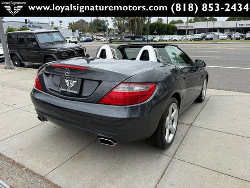 Used 2012 Mercedes-Benz SLK 250 image 7