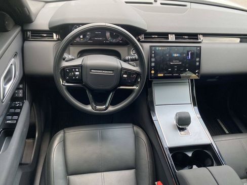 Used 2025 Land Rover Range Rover Velar S AWD/4WD image 19
