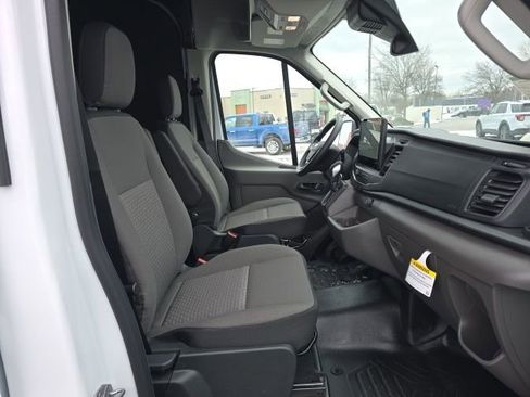 New 2026 Ford Transit 250 148 Medium Roof w/ Load Area Protection Package image 17