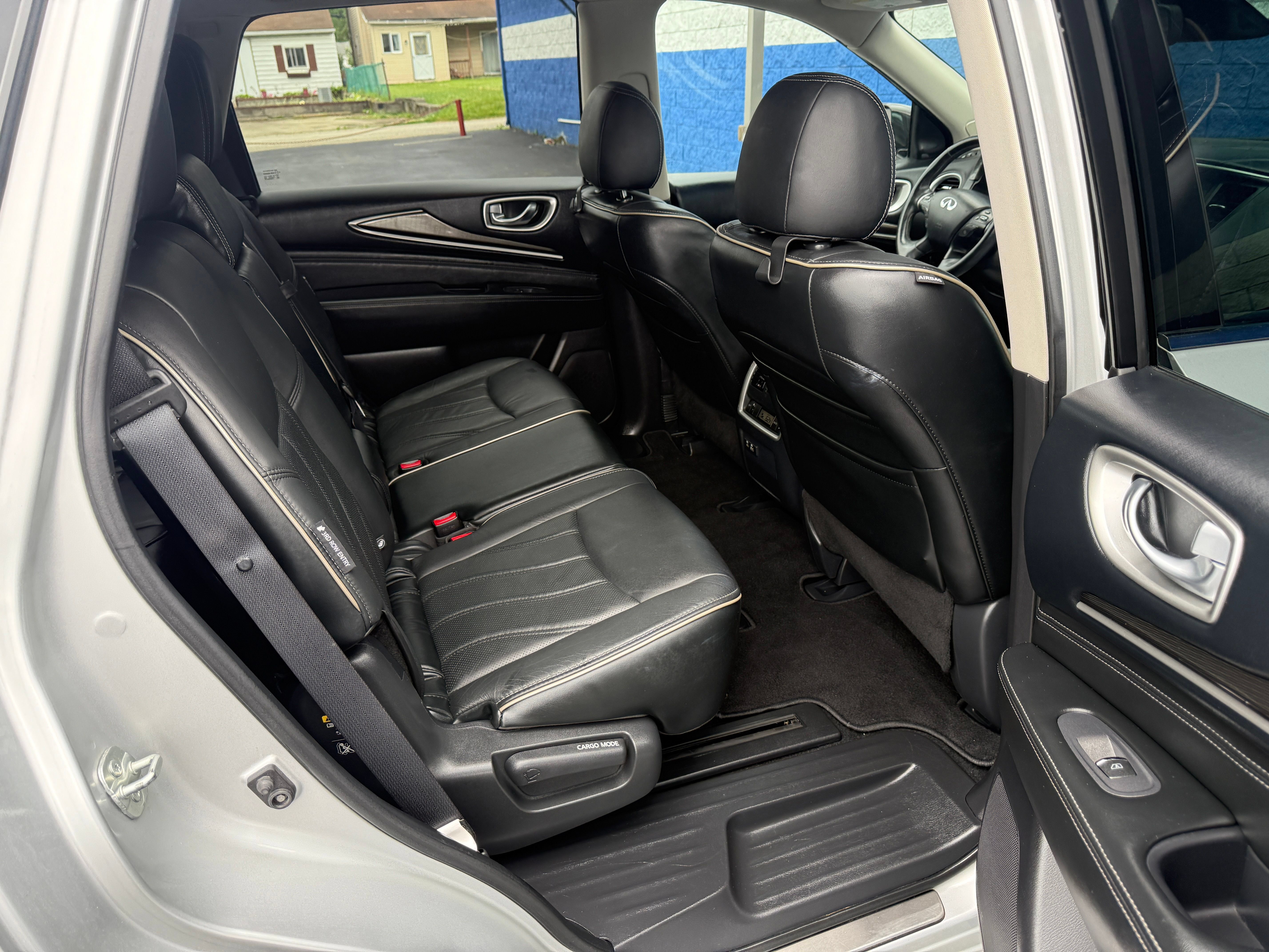 Used 2019 INFINITI QX60 Luxe w/ Essential Package AWD/4WD image 26
