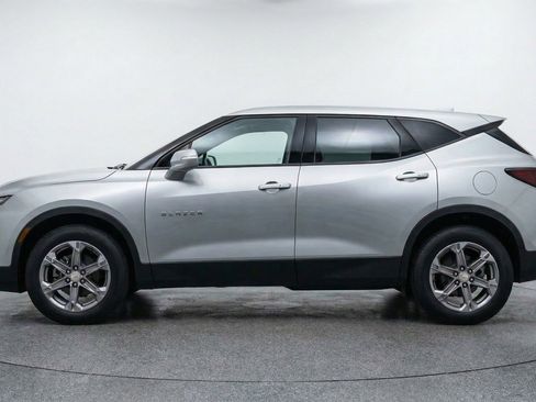 Used 2025 Chevrolet Blazer LT image 5