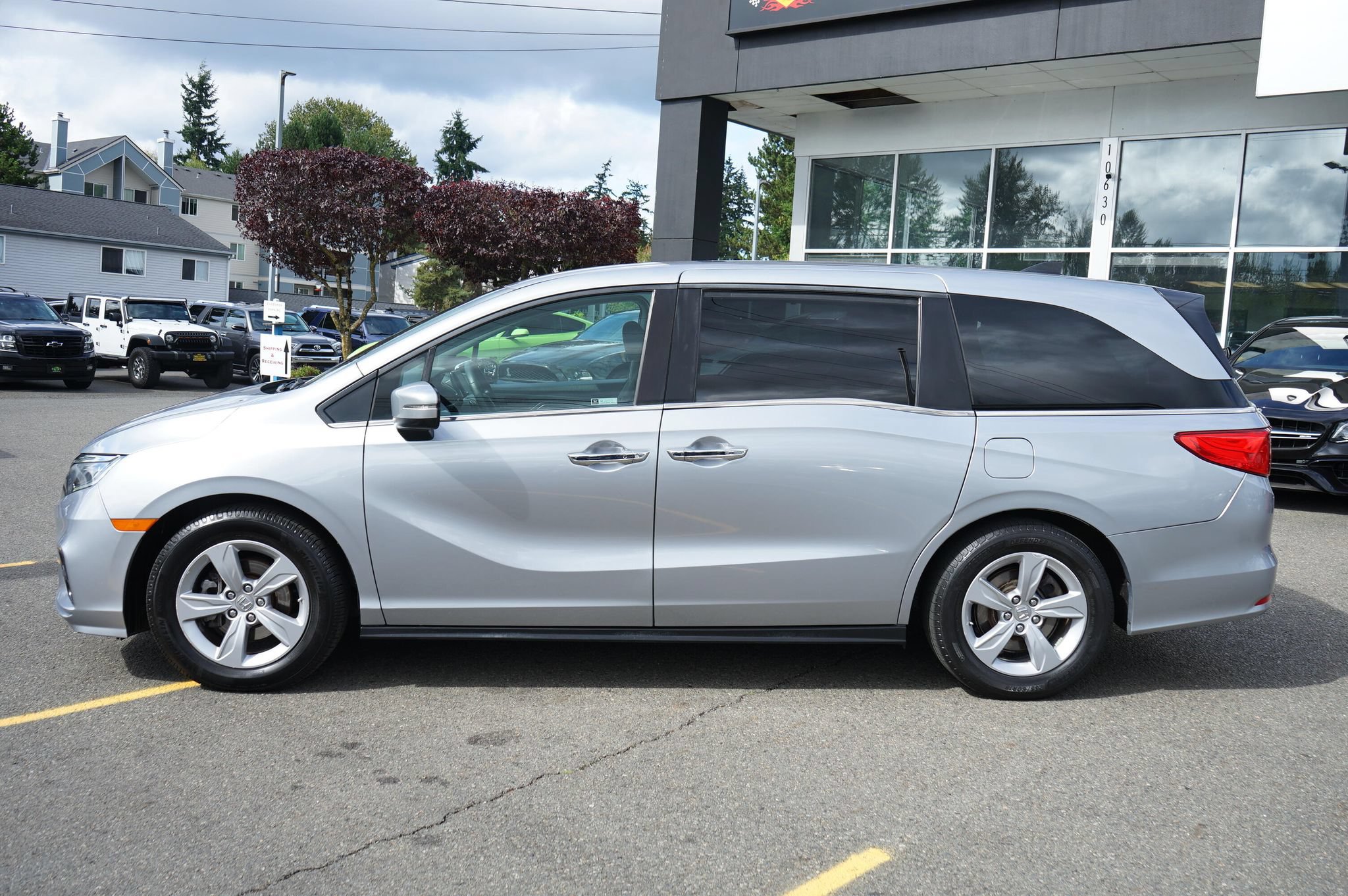 Used 2019 Honda Odyssey EX image 2