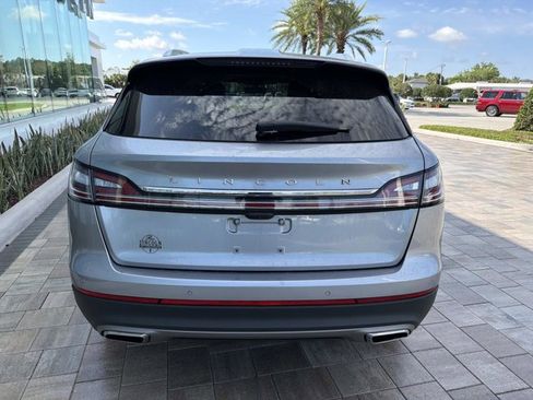 Certified 2023 Lincoln Nautilus AWD image 3