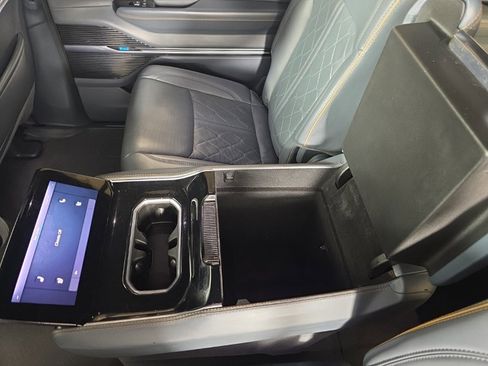 Used 2022 Jeep Grand Wagoneer Series III image 41