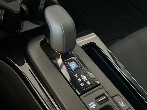 Used 2023 Toyota Prius Prime SE image 19