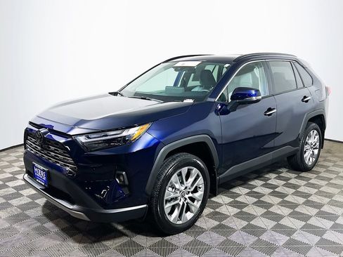 Certified 2025 Toyota RAV4 Limited w/ Advanced Technology Package AWD/4WD image 4