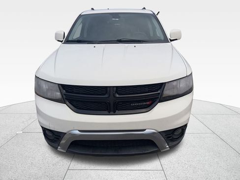 Used 2019 Dodge Journey Crossroad image 3