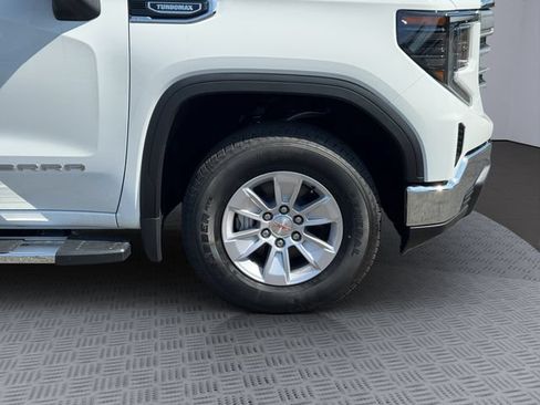 Used 2026 GMC Sierra 1500 SLE RWD image 31