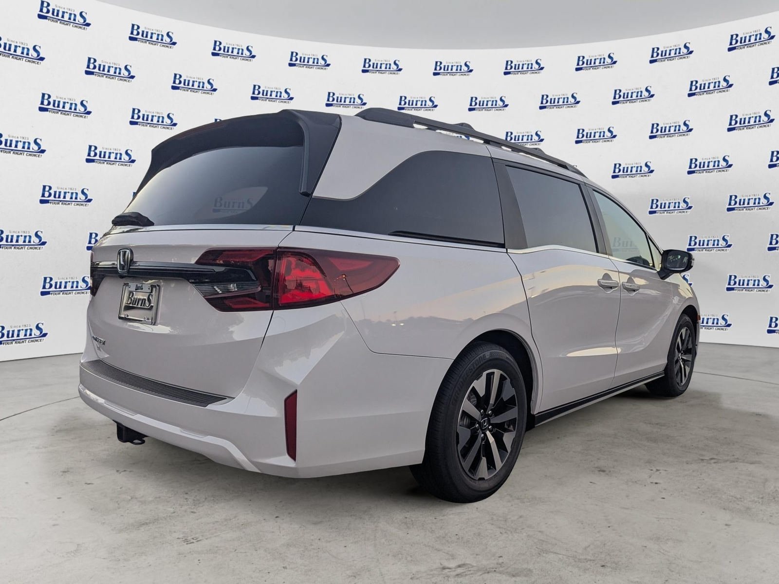 New 2027 Honda Odyssey EX-L image 3