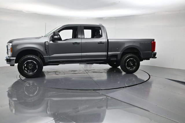 Used 2025 Ford F350 XLT w/ Tremor Off-Road Package AWD/4WD image 6