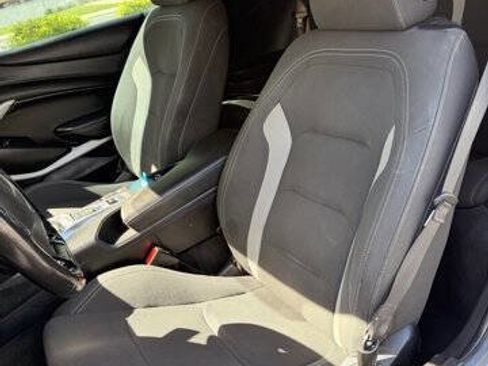 Used 2020 Chevrolet Camaro LT image 12