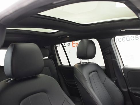 Certified 2023 Mercedes-Benz EQB 300 4MATIC image 17