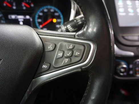 Used 2018 Chevrolet Equinox LT image 8