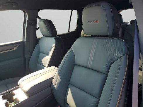 New 2026 GMC Acadia AT4 w/ Luxury Package AWD/4WD image 35