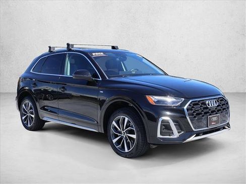 Used 2023 Audi Q5 2.0T Premium Plus w/ Premium Plus Package AWD/4WD image 3