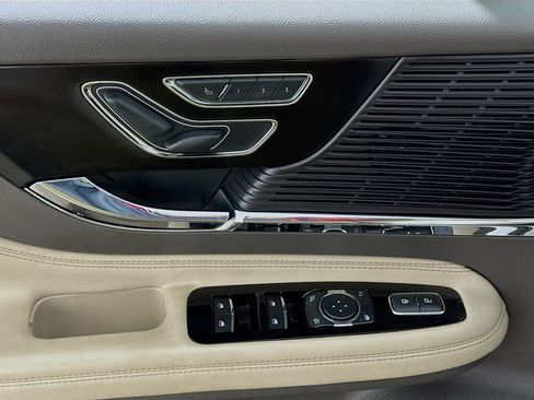 Used 2022 Lincoln Corsair AWD w/ Equipment Group 101A image 20