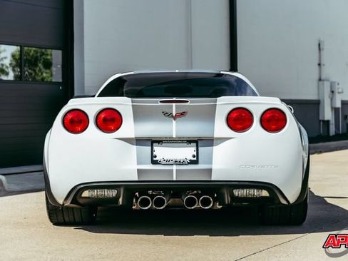 Used 2013 Chevrolet Corvette Z06 w/ 3LZ Preferred Equipment Group RWD image 16