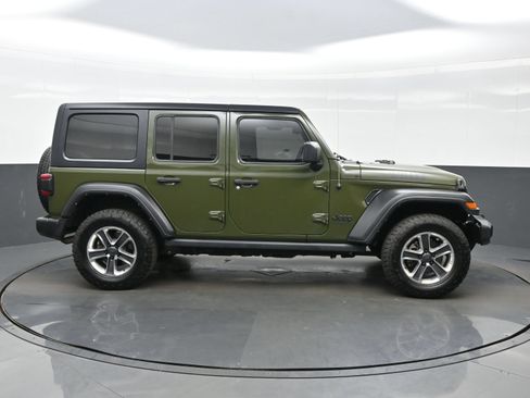 Used 2021 Jeep Wrangler Unlimited Sport AWD/4WD image 7