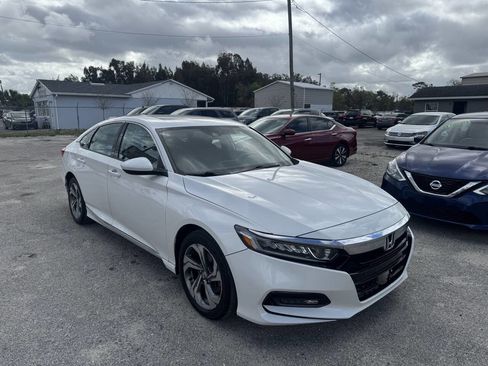 Used 2018 Honda Accord EX image 16
