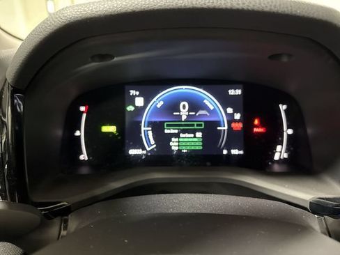 Used 2025 Toyota Camry LE FWD image 12